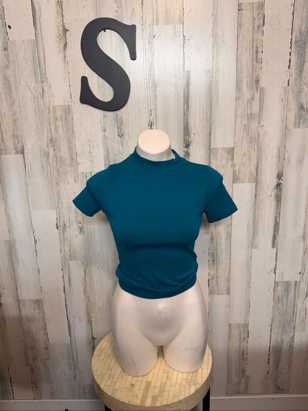 Popular 21 Seamless Ribbed Mock Neck Crop Top Womens S/M Teal Blue Short Sleeve